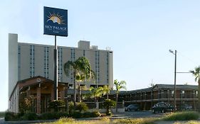 Econo Lodge Inn&Suites